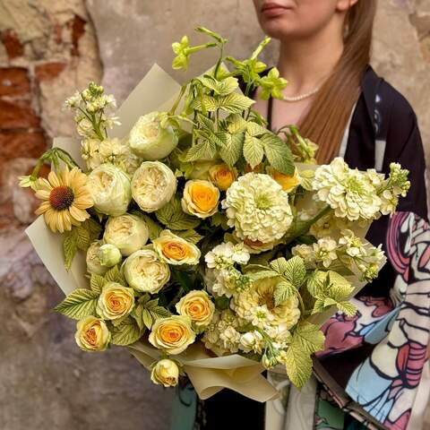 Warm bouquet in field style «Firefly», Flowers: Rubus Idaeus, Matthiola, Daucus, Peony Spray Rose, Zinnia