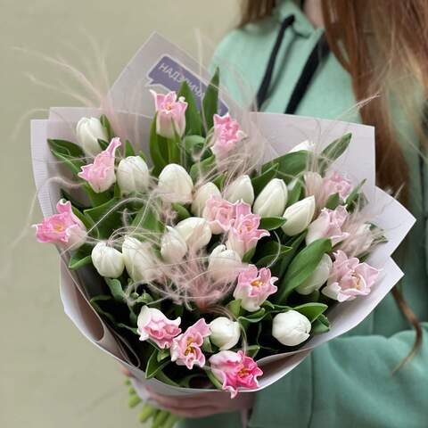 31 tulips in a bouquet «Gentle tenderness», Flowers: Tulipa, Stipa
