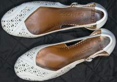 Туфли женские на среднем каблуке Marani Magli 031 405 White.