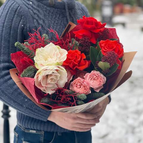 Bright red-milky bouquet with amaryllis and Nina roses «Holiday fragrance», Flowers: Rose, Bush Rose, Hippeastrum, Nobilis, Skimmia, Snow-covered twigs