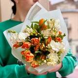 Photo of Contrasting bouquet with freesias and tulips «Orange tenderness»