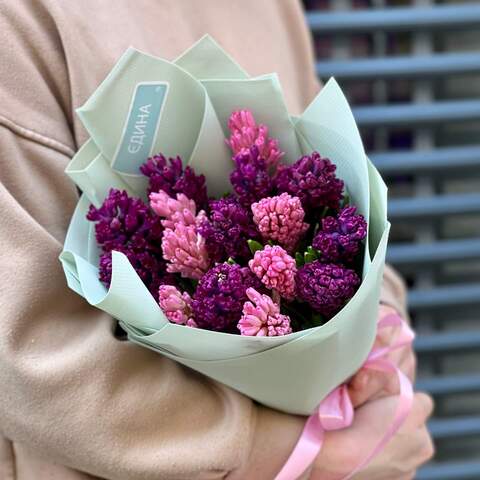 Photo of 15 mixed hyacinths in a bouquet «Mom's joy»