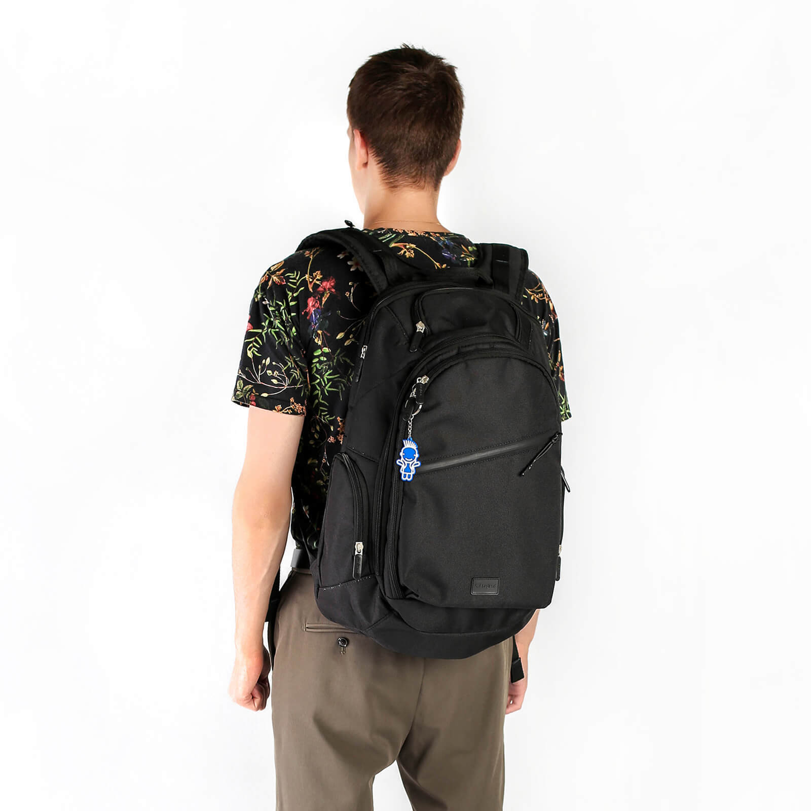 Рюкзак для ноутбука Bagland Tibo 23 л. чорний (00190169)