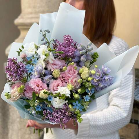 Bouquet «Winter freckle», Flowers: Syringa, Delphinium, Eustoma, Oxypetalum