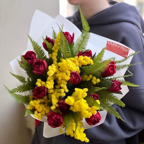 Яркий букет «Душистые тюльпаны», Цветы: Тюльпан пионовидный, Мимоза