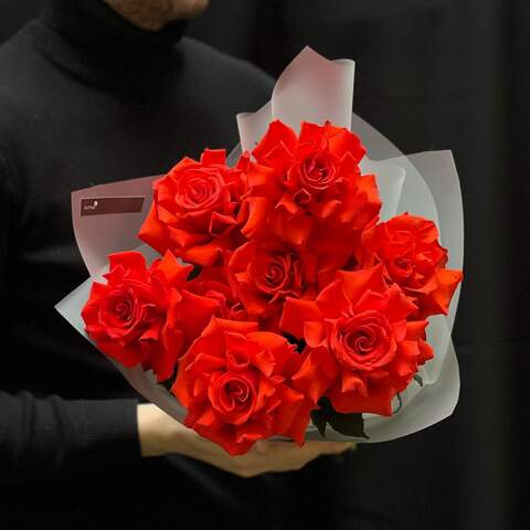 Photo of 9 Nina roses in a bouquet «New classics»