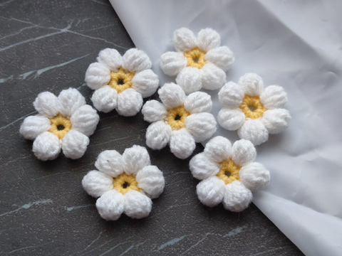 Ромашка в'язана  (ручна работа)