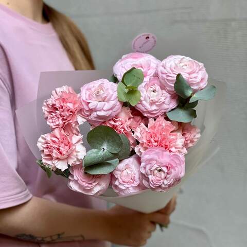 Photo of Delicate pink bouquet «Lacy Miracle»