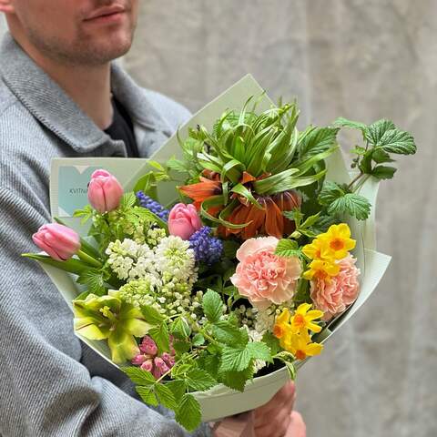 Bouquet «Garden melody», Flowers: Tulipa, Syringa, Dianthus, Narcissus, Muscari, Hyacinthus