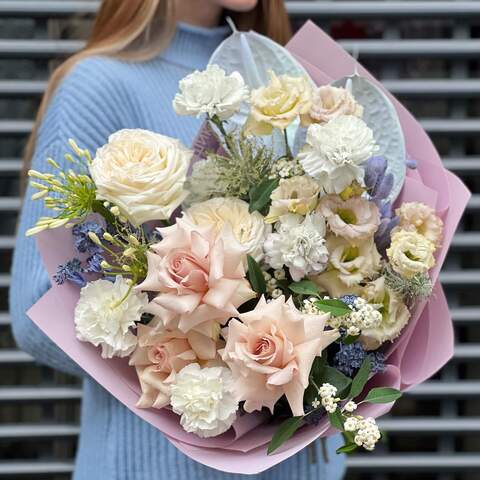 Bouquet «Morning Stars», Flowers: Rose, Eustoma, Anthurium, Dianthus, Pion-shaped rose, Lagurus, Bupleurum