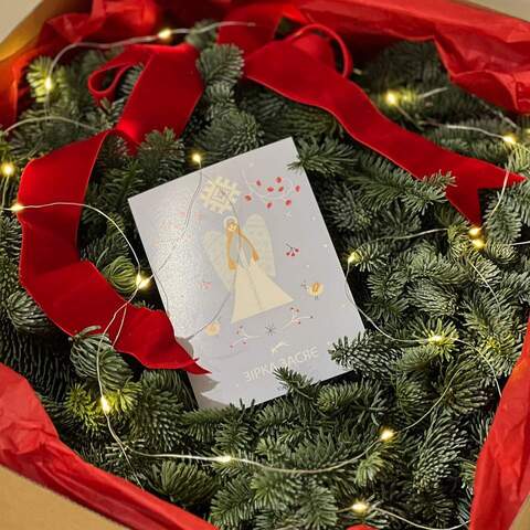 Photo of Christmas wreath «Holiday pine needles»
