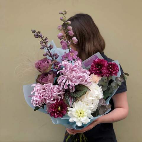 Bouquet «Mysterious fog», Flowers: Hydrangea, Delphinium, Chrysanthemum, Dahlia, Eucalyptus