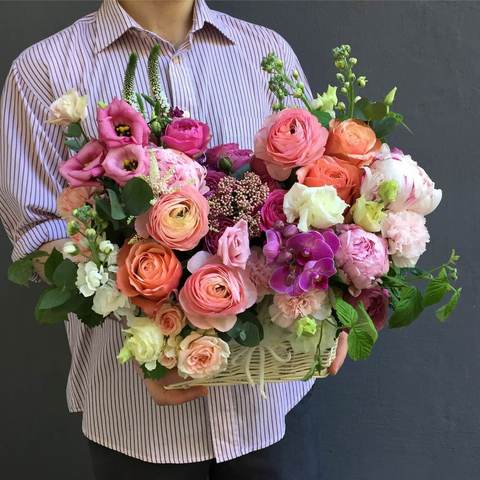 Basket of flowers 