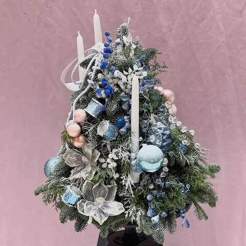Christmas tree «Winter Ball», Flowers: Nobilis, Juniper, Decor, Candles