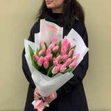 Photo of 25 pink tulips «Sweetness»