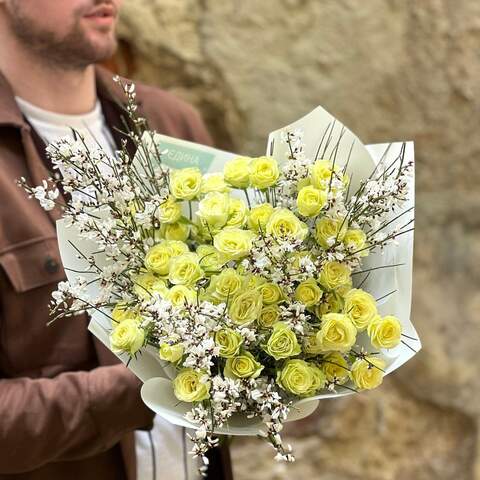 Sunny bouquet of bush roses and genista «Lemon sweets», Flowers: Bush Rose, Genista
