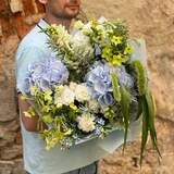 Photo of Blue and green airy bouquet «Caribbean Cruise»