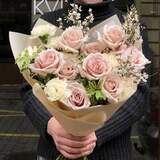 Photo of Sophisticated bouquet with Quicksand roses «Beige Harmony»