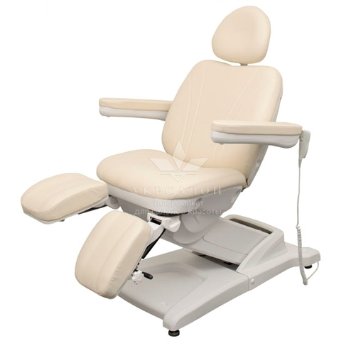 Педикюрно-косметологічне крісло 3872-3М