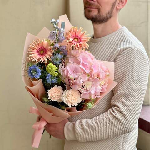 Photo of Delicate bouquet «Sweet compliment»