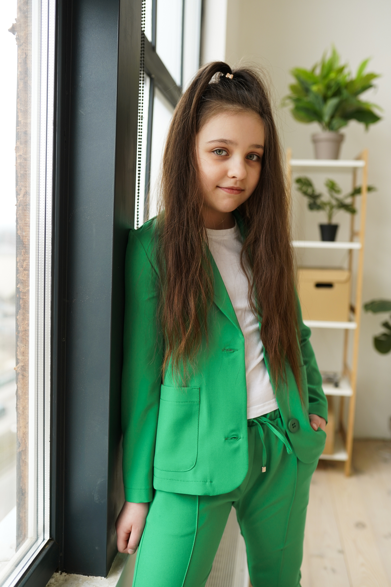 Дитячий ,підлітковий літній брючний костюм в зеленому кольорі для дівчинки
