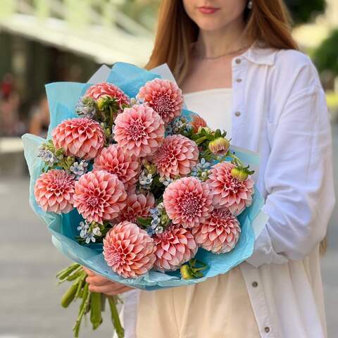 Delicate bouquet of Peaches and Cream dahlias and oxypetalum «Peach Praline», Flowers: Peaches N’ Cream Dahlia, Oxypetalum