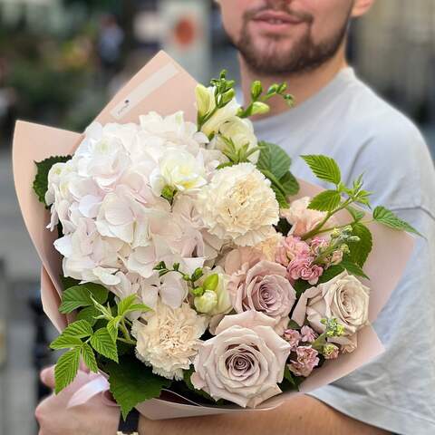 Bouquet «Silvery & Delicate», Flowers: Hydrangea, Rose, Dianthus, Freesia, Matthiola, Rubus Idaeus