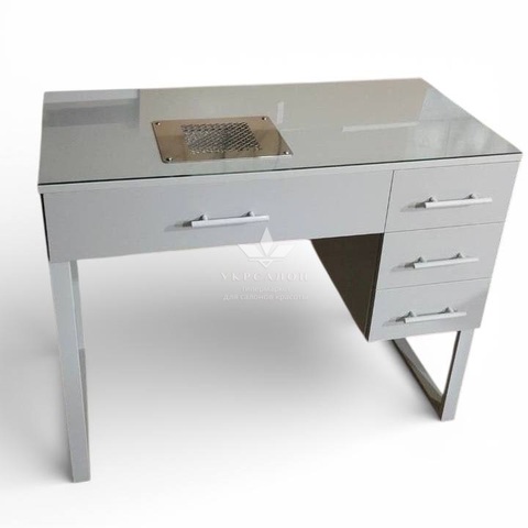 Маникюрный стол London