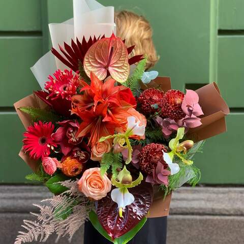 Bouquet «Art of color», Flowers: Hippeastrum, Gerbera, Chrysanthemum, Anthurium, Cymbidium, Ranunculus, Ambrella, Rose, Eucalyptus, Asparagus