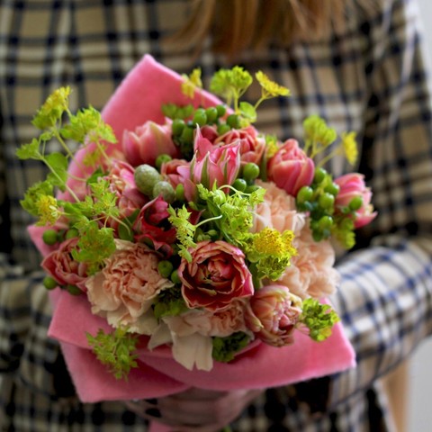 Bouquet to greet girlfriend, The very case when you need a gentle pink bouquet. It also warms up with color, texture and even textile packaging. Perfectly suits as a bouquet for a child (little girl).