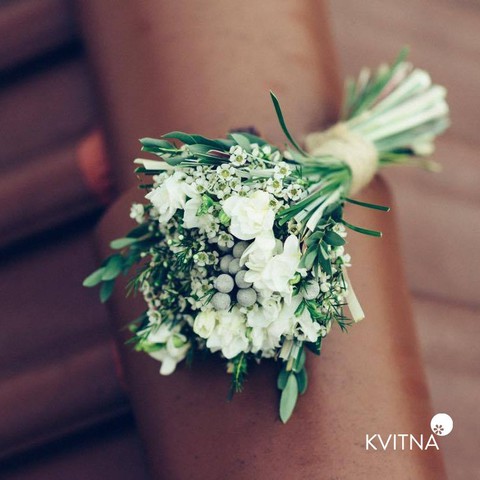 Photo of Wedding bouquet with chamelaucium in bergras