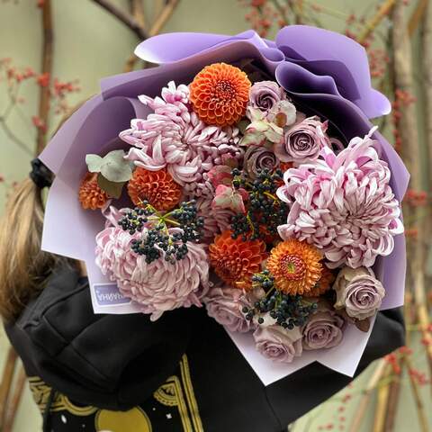 Photo of Contrasting bouquet in lavender shades «Lacy Moon»