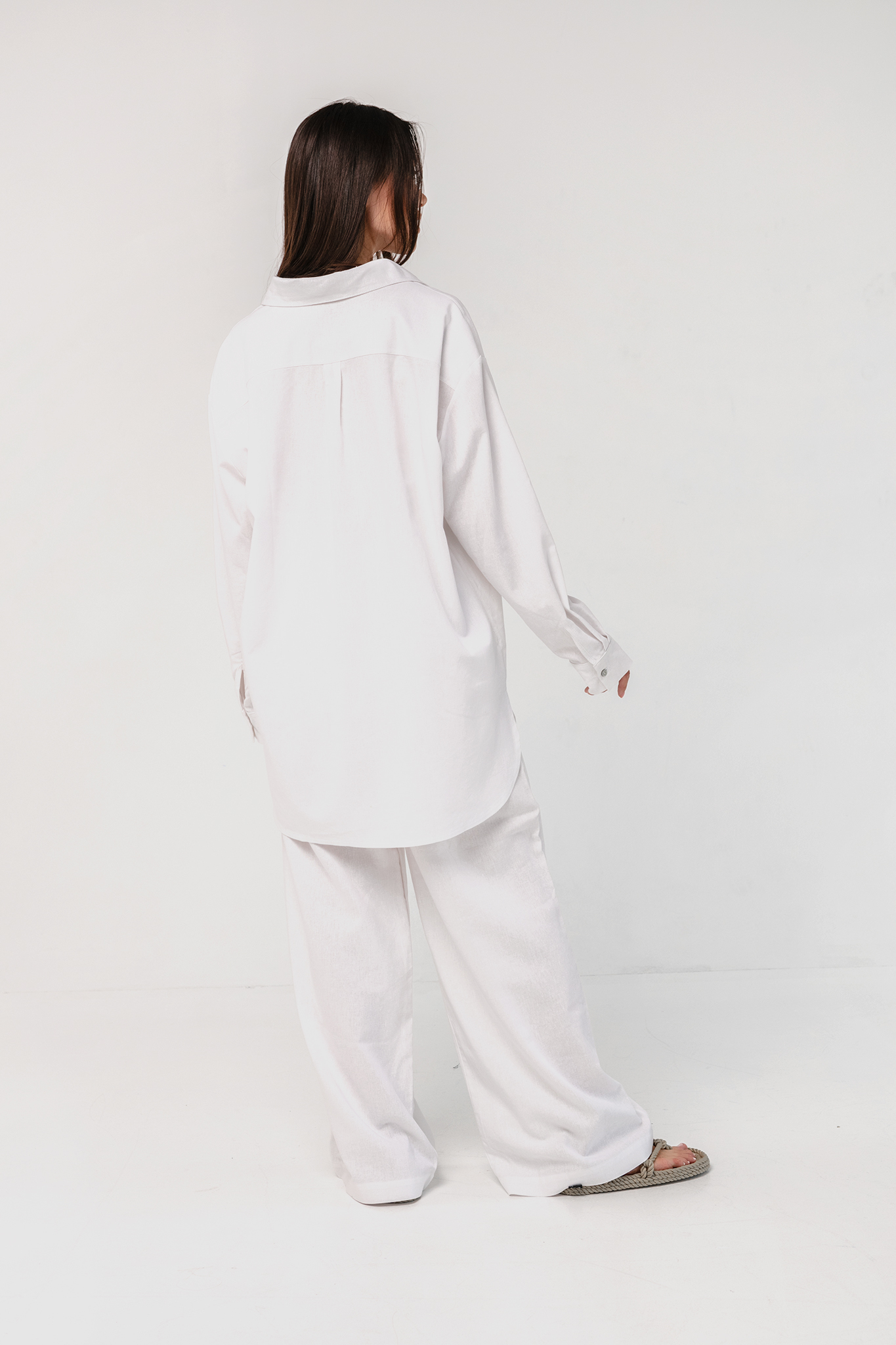 Льняной костюм белый YOS от украинского бренда Your Own Style