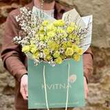 Photo of Sunny bouquet of bush roses and genista «Lemon sweets»