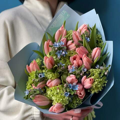 Букет «Небесный тюльпан», Цветы: Тюльпан, Оксипеталум, Вибурнум