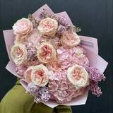 Photo of Fabulous bouquet of premium roses and fragrant lilacs «Beautiful moment»