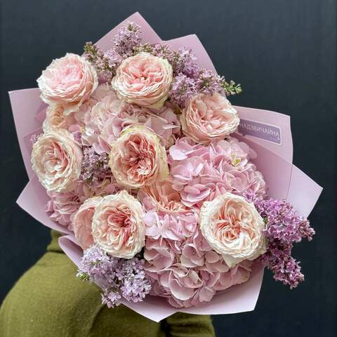 Fabulous bouquet of premium roses and fragrant lilacs «Beautiful moment», Flowers: Pion-shaped rose, Hydrangea, Syringa