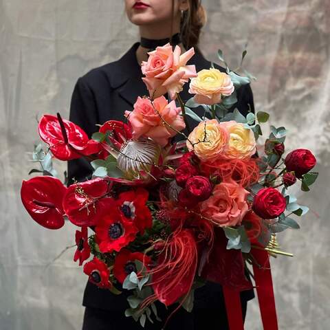 Bouquet «Midnight in Paris», Flowers: Pion-shaped rose, Anemone, Protea, Stipa, Ranunculus, Anthurium, Eucalyptus, Skimmia