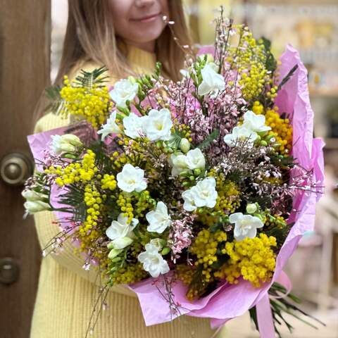 Shimmering spring bouquet of mimosa, freesias and genista «Fragrant Fluffy», Flowers: Mimosa, Freesia, Genista