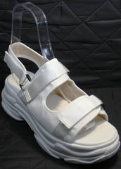 Спортивные сандали на платформе Small Swan PM23-3 White.