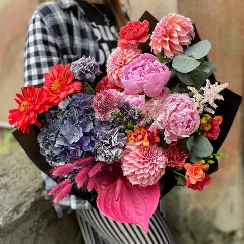 Bouquet «Rebel Heart», Flowers: Dahlia, Zinnia, Paeonia, Anthurium, Astilbe, Freesia, Scabiosa, Lagurus, Eucalyptus, Dianthus, Hydrangea