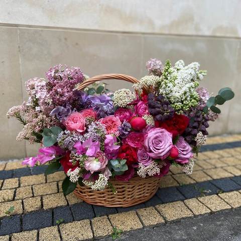 Photo of Basket with flowers «Sea of Spring»