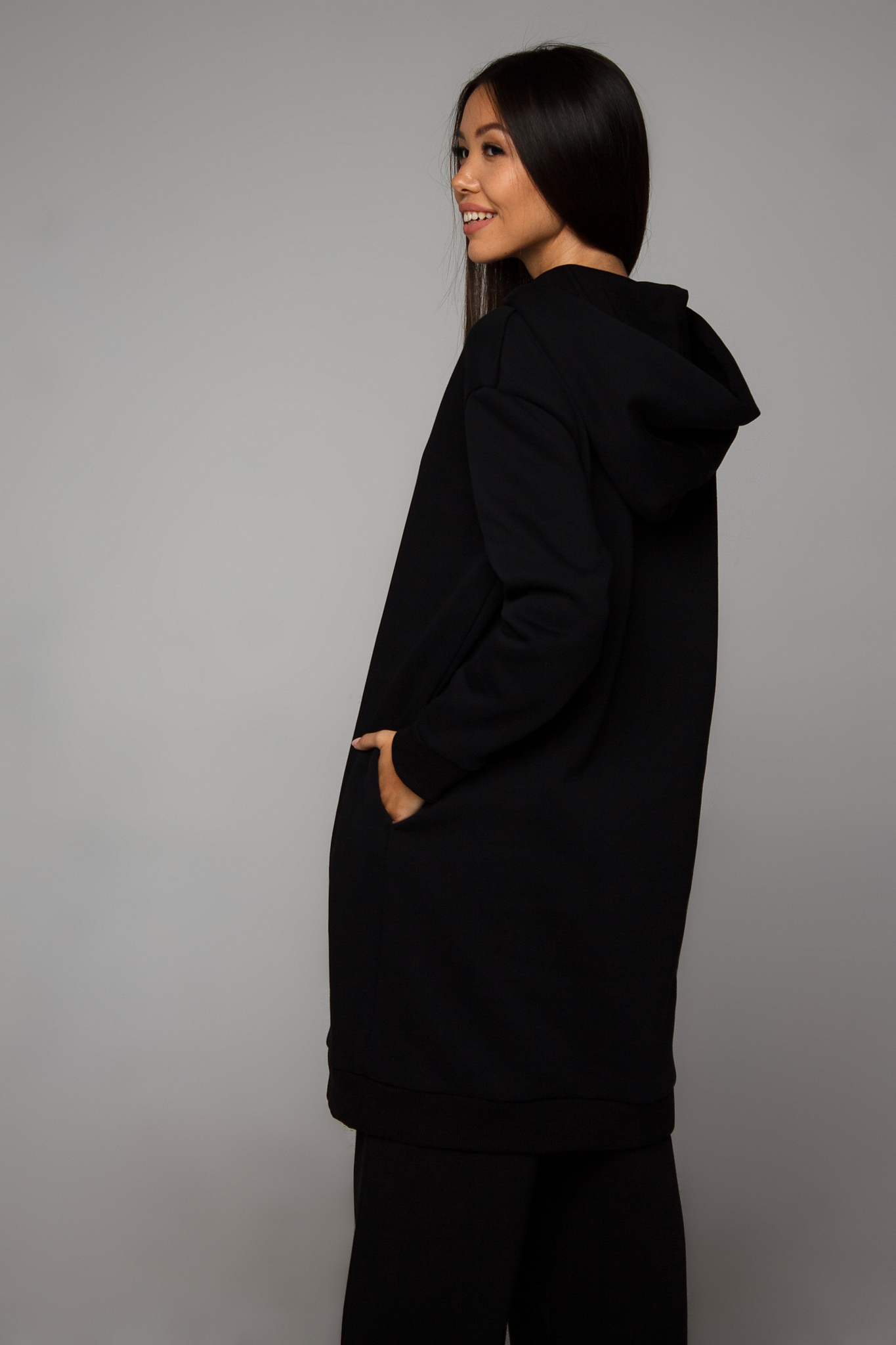 Платье-худи черное с начесом YOS от украинского бренда Your Own Style