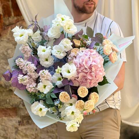 Light lush bouquet «Paradise Sky», Flowers: Peony Spray Rose, Matthiola, Rubus Idaeus, Hydrangea, Oxypetalum, Eustoma