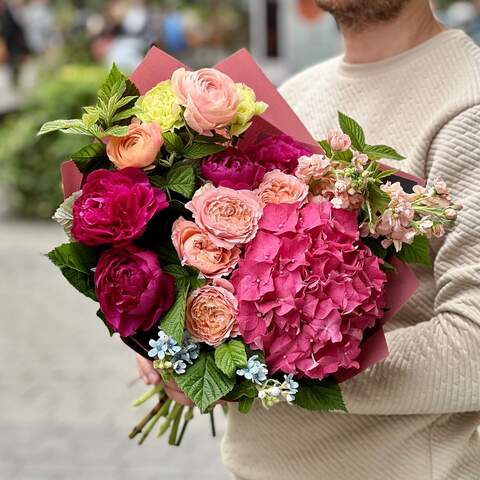 Juicy bouquet with hydrangea «Sweet Jam», Flowers: Hydrangea, Ranunculus, Dianthus, Rubus Idaeus, Oxypetalum, Matthiola, Paeonia