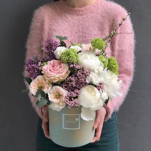 Box with flowers «Morning hug»