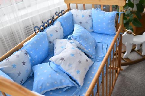 Защита со съемными наволочками в кроватку от комплекта Bravo 12 шт 3-03-1 Бело-голубой большие звёзды