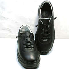 Полностью черные кеды кроссовки кожаные женские Rozen M-520 All Black.