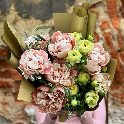 Букет «Аморе мио», Цветы: Пион, Роза пионовидная