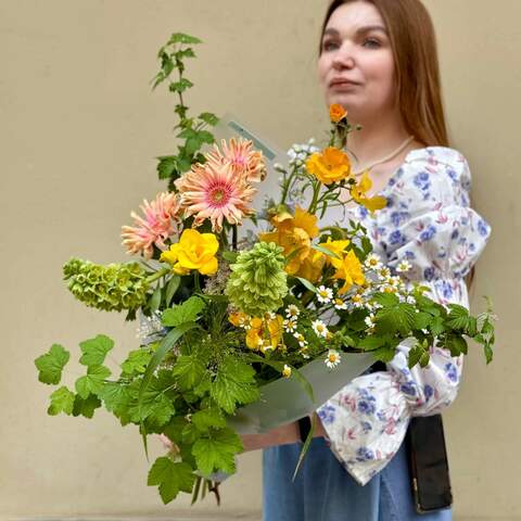 Photo of Warm colored bouquet «Colorful spring»